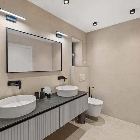公寓 Villa Aurelia Splendida Pool Jacuzzi Sauna Luxury Comfort In Split 斯普利特